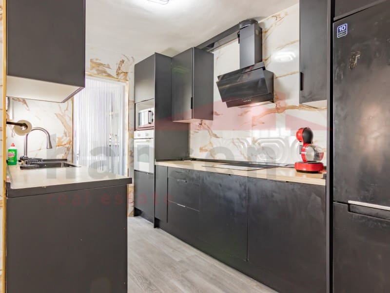 4 sypialnia Mieszkanie na sprzedaż w Torre del Mar - 340 000 € (Ref: 9894439)
