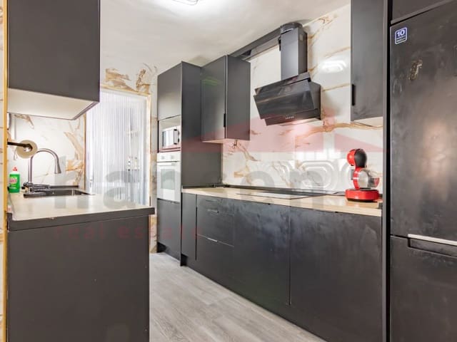 4 sypialnia Mieszkanie na sprzedaż w Torre del Mar, Vélez-Málaga - 340 000 € (Ref: 9894439)