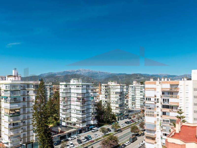Estúdio para venda em Torre del Mar com piscina - 189 000 € (Ref: 9910397)