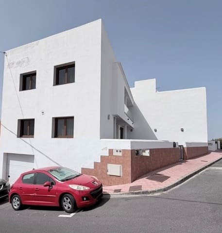 3 quarto Casa em Banda para venda em San Miguel de Abona com garagem - 375 000 € (Ref: 10006331)