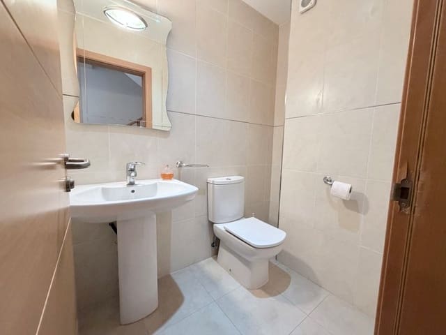 3 quarto Casa em Banda para venda em San Miguel de Abona com garagem - 375 000 € (Ref: 10006331)