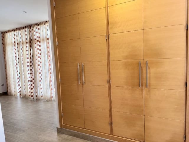3 quarto Casa em Banda para venda em San Miguel de Abona com garagem - 375 000 € (Ref: 10006331)