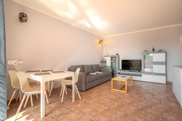 1 sypialnia Apartament na sprzedaż w Costa del Silencio, Arona z basenem garażem - 219 000 € (Ref: 10006332)