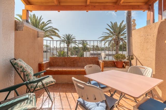 1 sypialnia Apartament na sprzedaż w Costa del Silencio, Arona z basenem garażem - 219 000 € (Ref: 10006332)