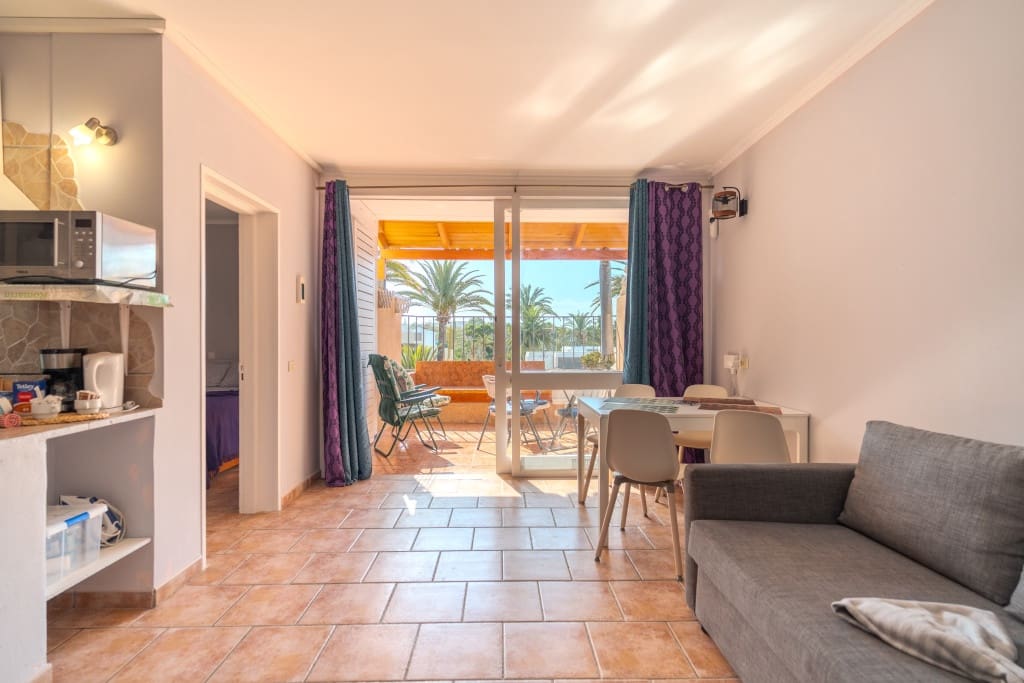1 sypialnia Apartament na sprzedaż w Costa del Silencio z basenem garażem - 219 000 € (Ref: 10006332)
