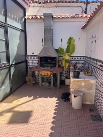 3 bedroom Finca/Country House for sale in Guía de Isora with garage - € 400,000 (Ref: 10012999)