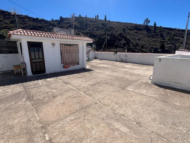 3 bedroom Finca/Country House for sale in Guía de Isora with garage - € 400,000 (Ref: 10012999)