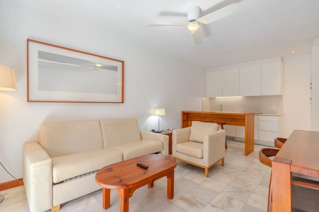 1 soverom Leilighet til salgs i Playa de las Americas, Arona med svømmebasseng - € 520 000 (Ref: 10025357)