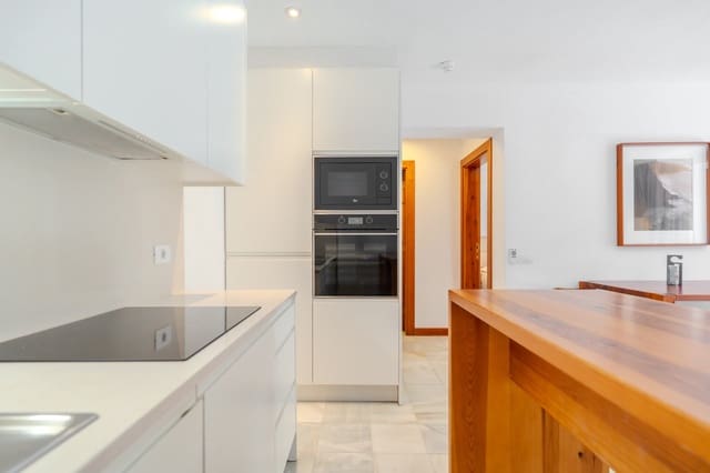 1 soverom Leilighet til salgs i Playa de las Americas, Arona med svømmebasseng - € 520 000 (Ref: 10025357)