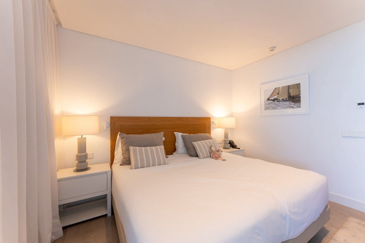 2 bedroom Apartment for sale in Guia de Isora with garage - € 940,000 (Ref: 10030209)