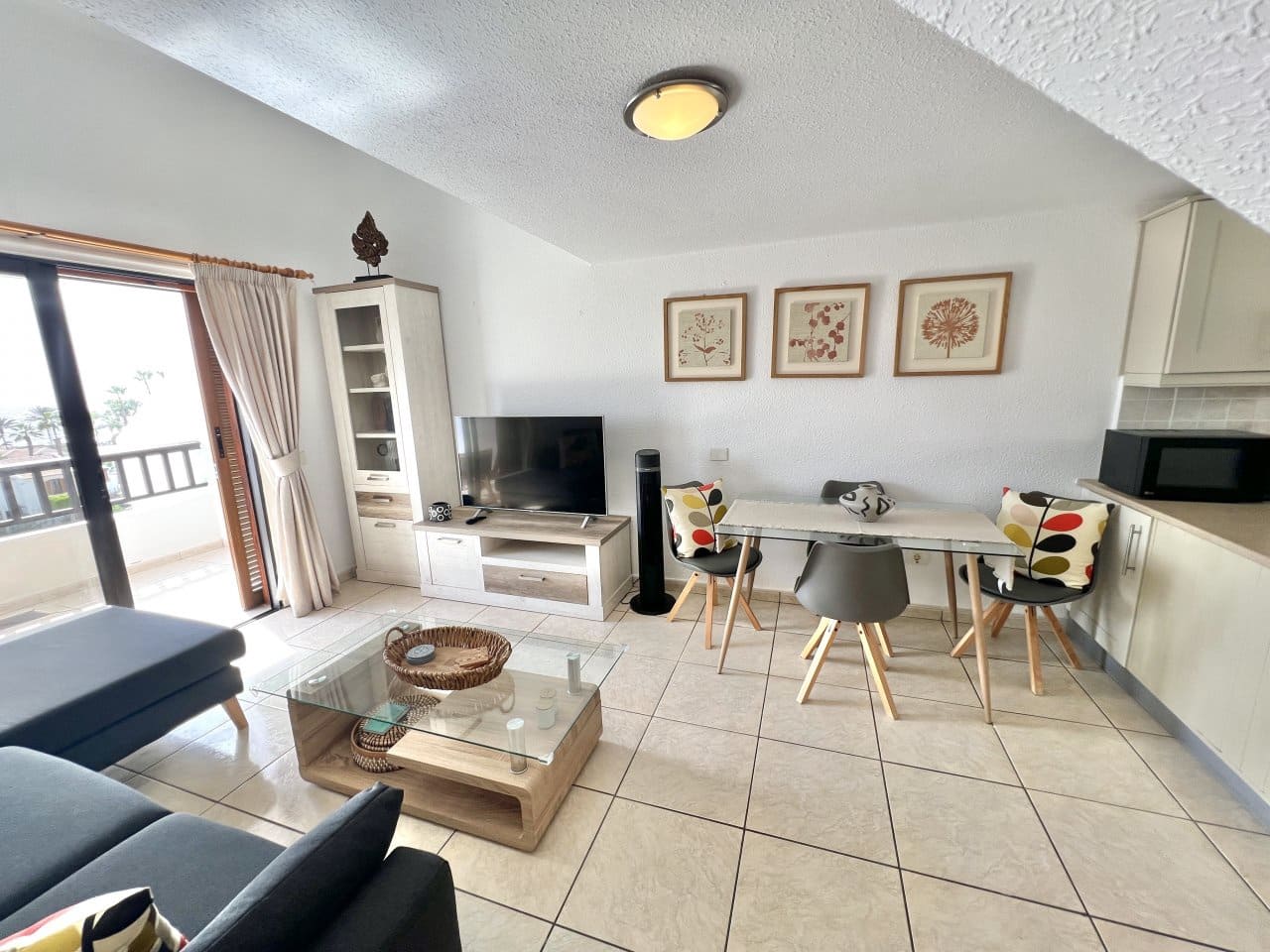 1 bedroom Apartment for sale in Playa de las Americas with pool - € 419,950 (Ref: 10058745)