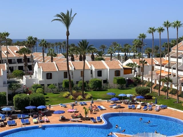 Apartamento de 1 habitación en Playa de las Americas, Arona en venta con piscina - 419.950 € (Ref: 10058745)