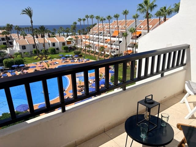Apartamento de 1 habitación en Playa de las Americas, Arona en venta con piscina - 419.950 € (Ref: 10058745)