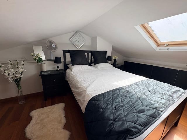 Casa de 3 habitaciones en El Medano, Granadilla de Abona en venta con piscina garaje - 465.000 € (Ref: 10064017)