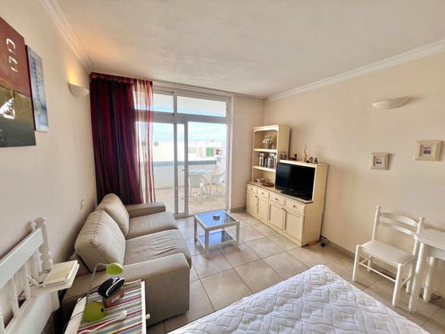 Studio til salg i Los Cristianos, Arona med swimmingpool - € 225.000 (Ref: 10131380)
