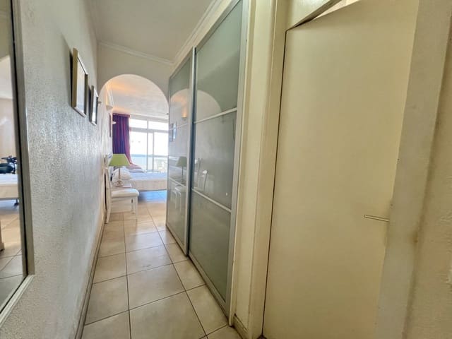 Studio til salg i Los Cristianos, Arona med swimmingpool - € 225.000 (Ref: 10131380)