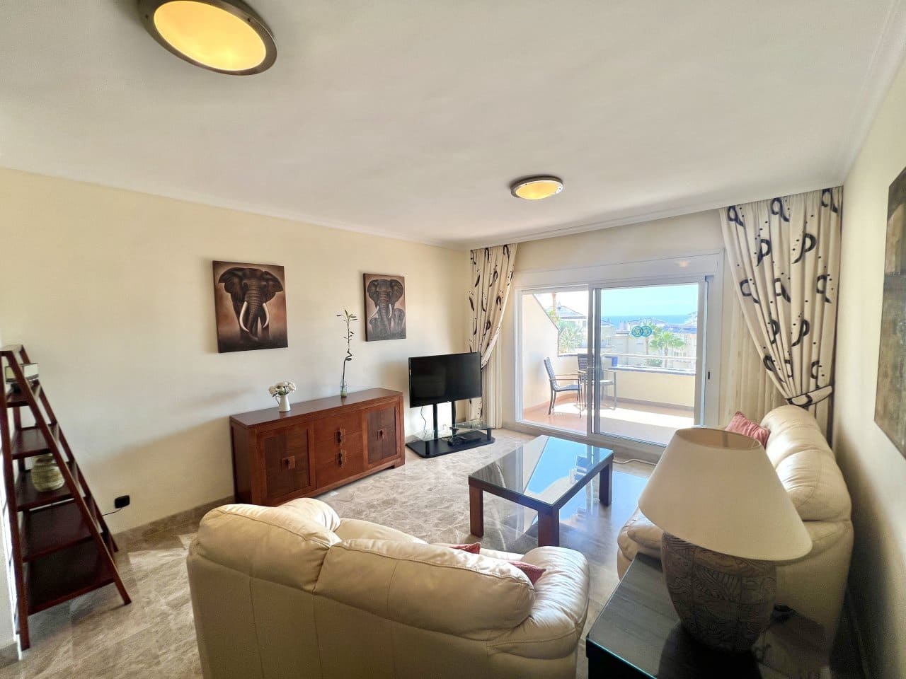2 soveværelse Lejlighed til salg i Los Cristianos med swimmingpool garage - € 540.000 (Ref: 10131381)