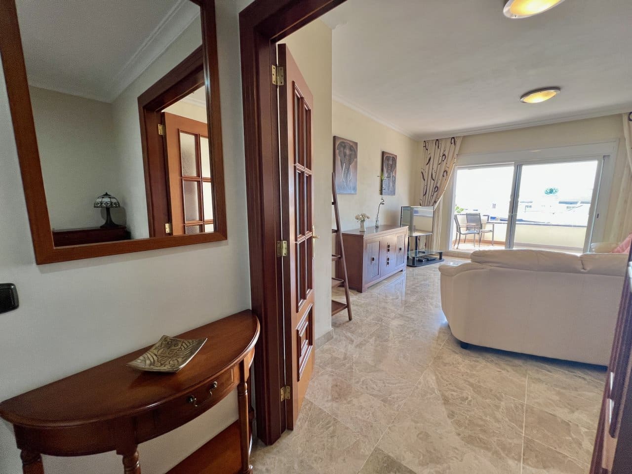 2 soveværelse Lejlighed til salg i Los Cristianos med swimmingpool garage - € 540.000 (Ref: 10131381)