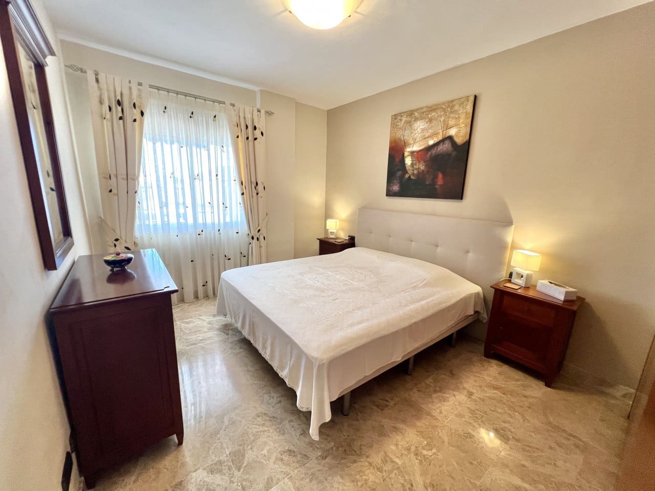 2 soveværelse Lejlighed til salg i Los Cristianos med swimmingpool garage - € 540.000 (Ref: 10131381)