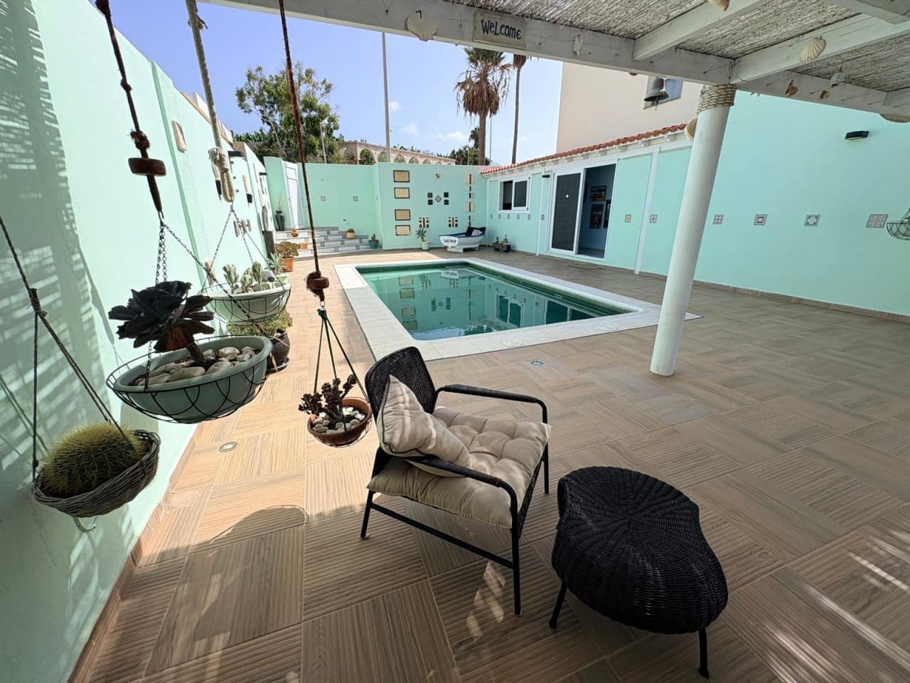 3 soveværelse Semi-Rækkehus til salg i Callao Salvaje med swimmingpool garage - € 840.000 (Ref: 10146697)