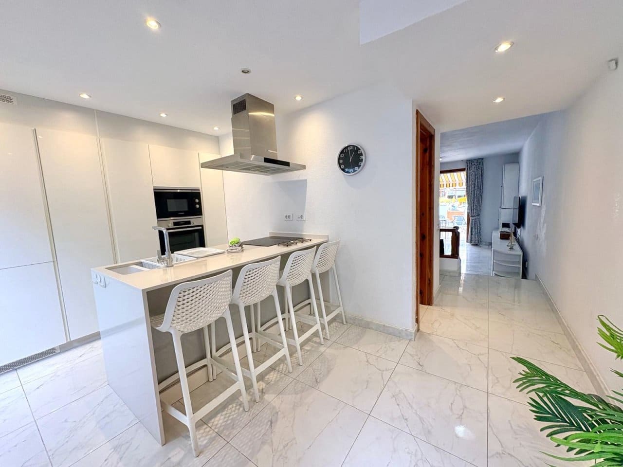 3 quarto Moradia para venda em Playa de las Americas com piscina - 1 525 000 € (Ref: 10157557)
