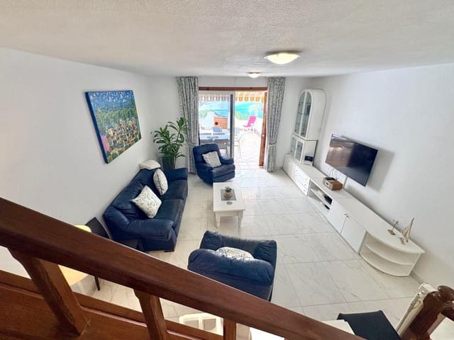 3 quarto Moradia para venda em Playa de las Americas, Arona com piscina - 1 525 000 € (Ref: 10157557)