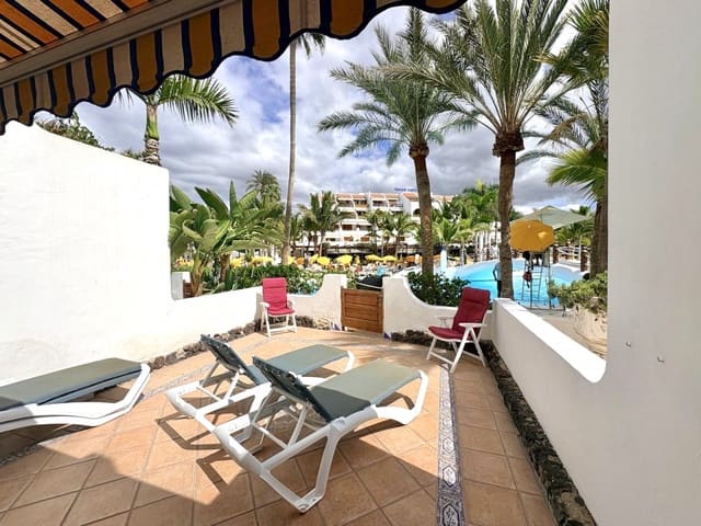 3 quarto Moradia para venda em Playa de las Americas, Arona com piscina - 1 525 000 € (Ref: 10157557)