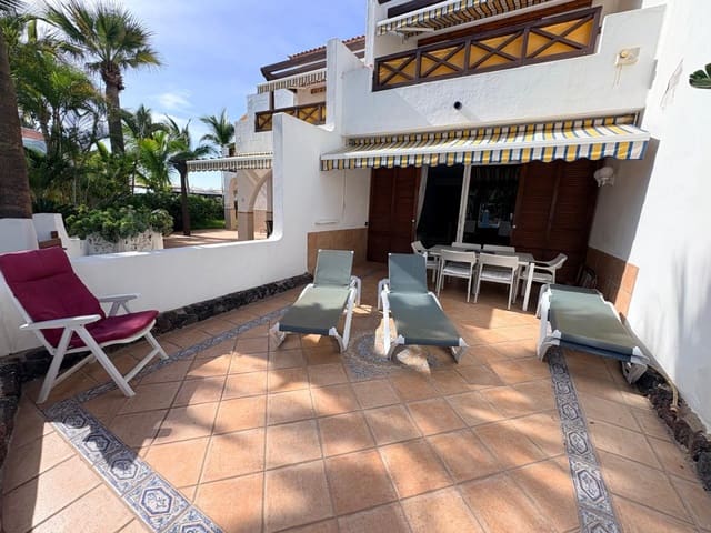 3 quarto Moradia para venda em Playa de las Americas, Arona com piscina - 1 525 000 € (Ref: 10157557)