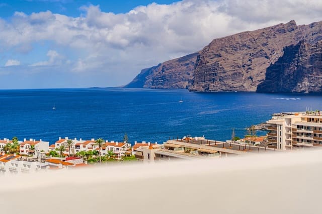 2 soveværelse Lejlighed til salg i Puerto Santiago, Santiago del Teide - € 299.000 (Ref: 10174531)
