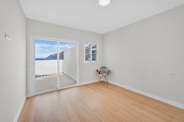 2 soveværelse Lejlighed til salg i Puerto Santiago, Santiago del Teide - € 299.000 (Ref: 10174531)