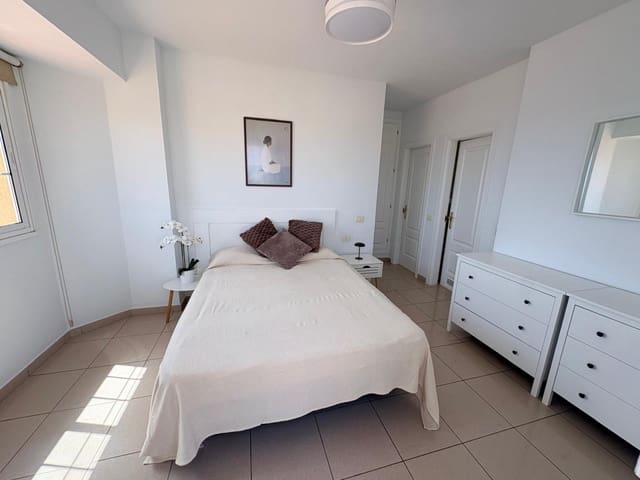 3 Zimmer Penthouse zu verkaufen in Playa del Duque, Adeje mit Pool Garage - 995.000 € (Ref: 3946653)
