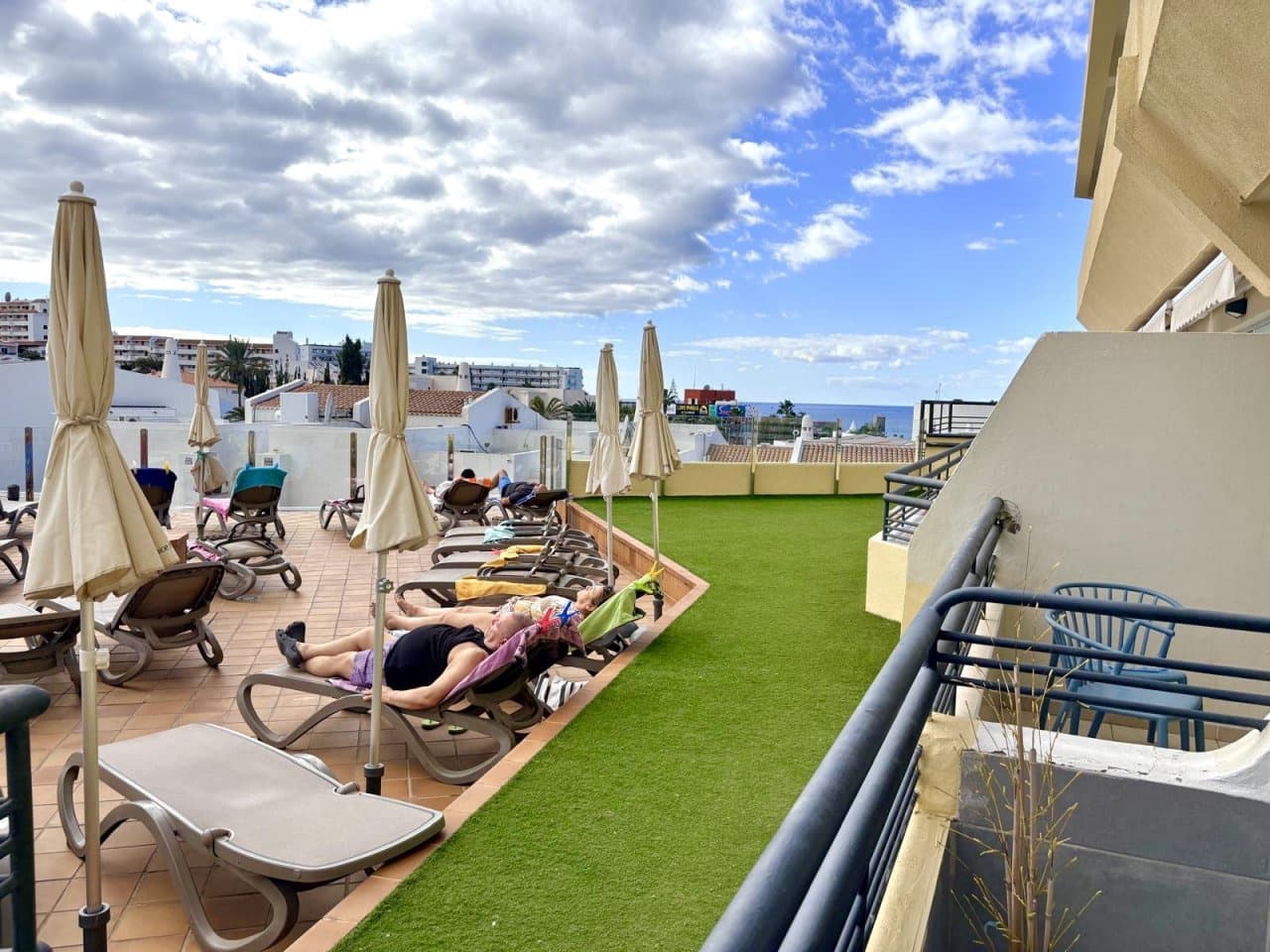 Studio for sale in Costa Adeje with pool - € 199,950 (Ref: 4447227)