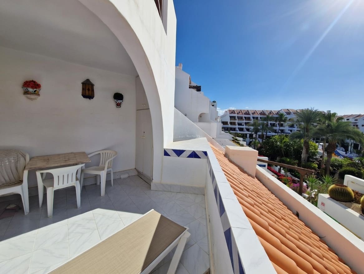 1 bedroom Apartment for sale in Playa de las Americas with pool - € 380,000 (Ref: 4982192)