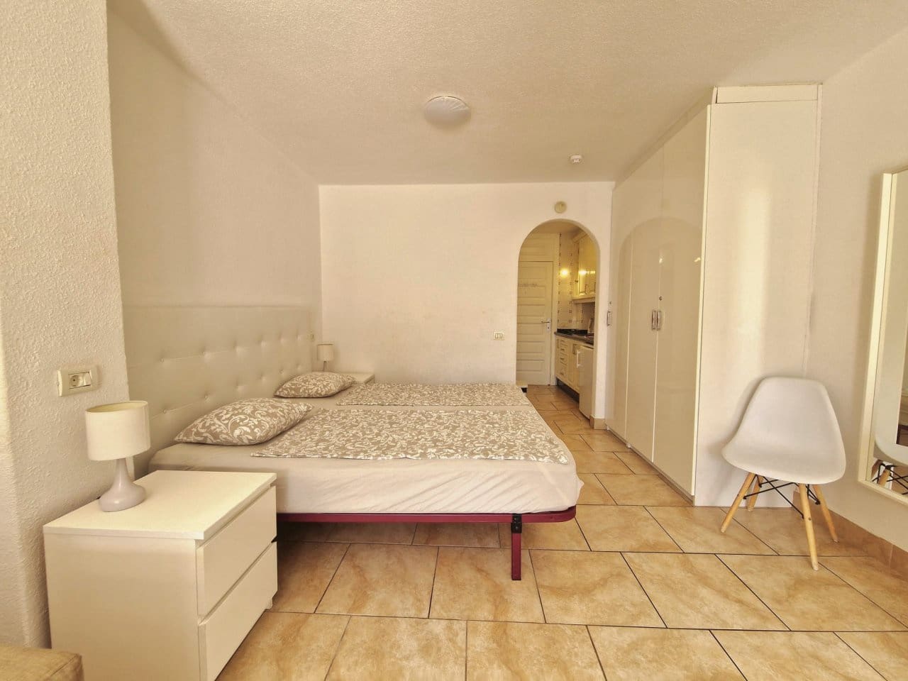 Studio til salgs i Playa de las Americas med svømmebasseng - € 365 000 (Ref: 7383380)