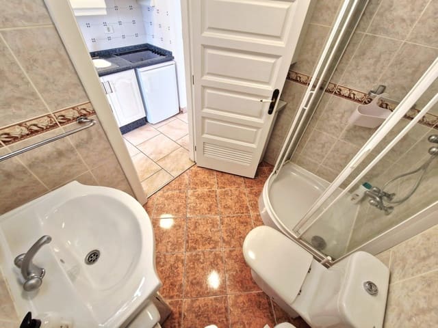 Studio te koop in Playa de las Americas, Arona met zwembad - € 365.000 (Ref: 7383380)