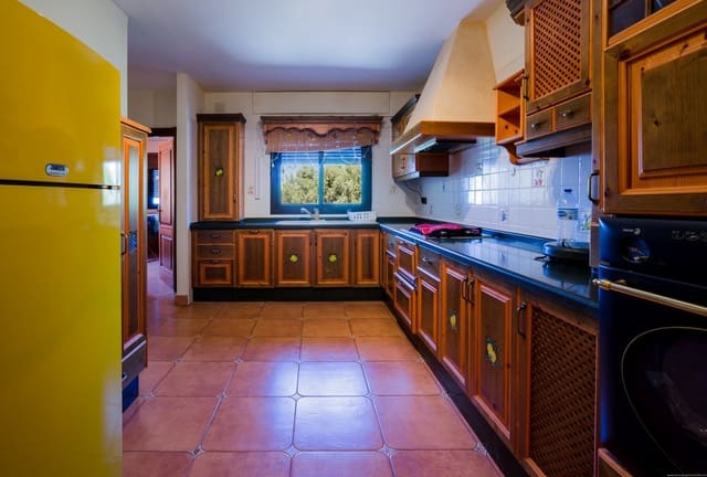 4 slaapkamer Villa te koop in Jama, Vilaflor met zwembad - € 970.000 (Ref: 7400167)