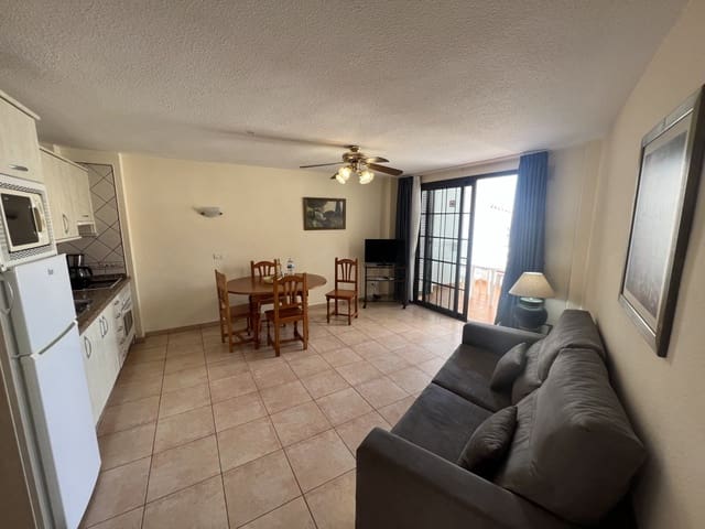 1 bedroom Apartment for sale in Los Cristianos, Arona with pool - € 279,500 (Ref: 7580608)