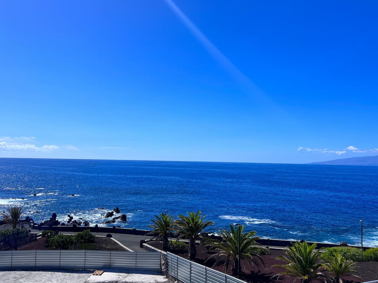 2 bedroom Apartment for sale in Playa San Juan with pool - € 930,000 (Ref: 7588593)