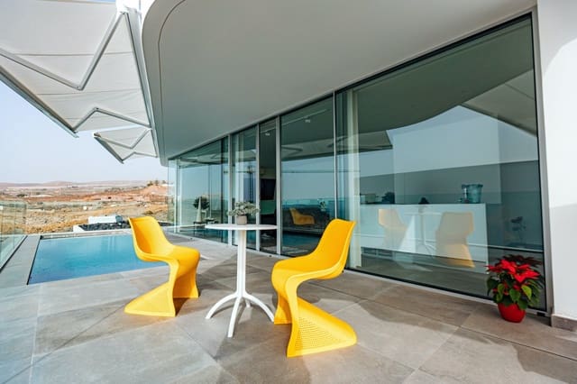 3 sovrum Villa till salu i Callao Salvaje, Adeje med pool - 1 490 000 € (Ref: 7628183)