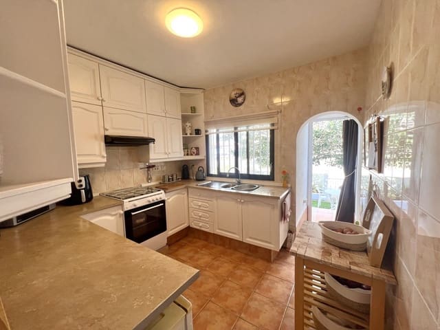 3 chambre Villa/Maison à vendre à El Medano, Granadilla de Abona - 530 000 € (Ref: 7770732)