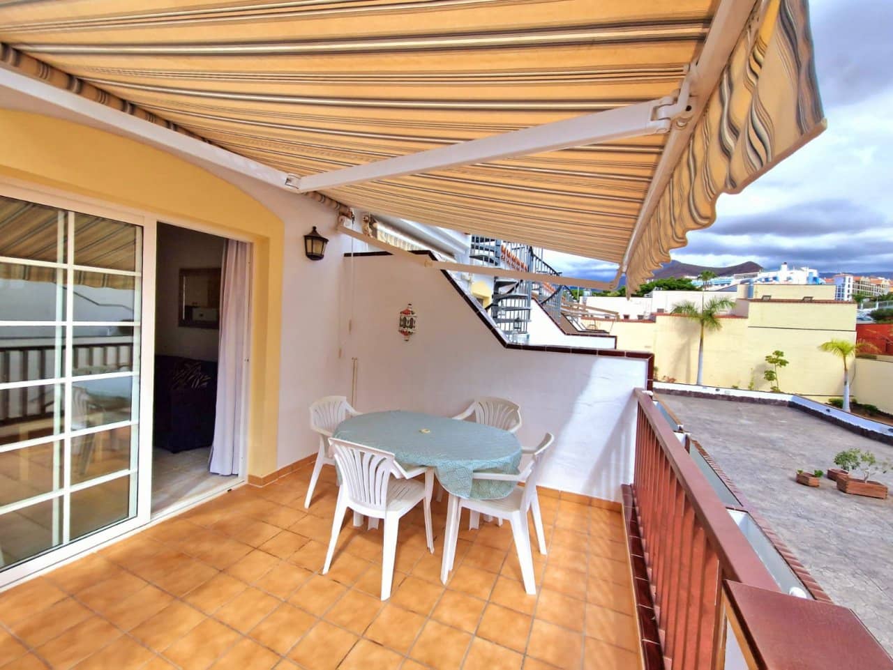 1 bedroom Apartment for sale in Los Cristianos with pool - € 315,000 (Ref: 7865275)