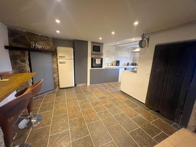 2 slaapkamer Halfvrijstaande villa te koop in El Roque, San Miguel de Abona - € 268.000 (Ref: 7884424)