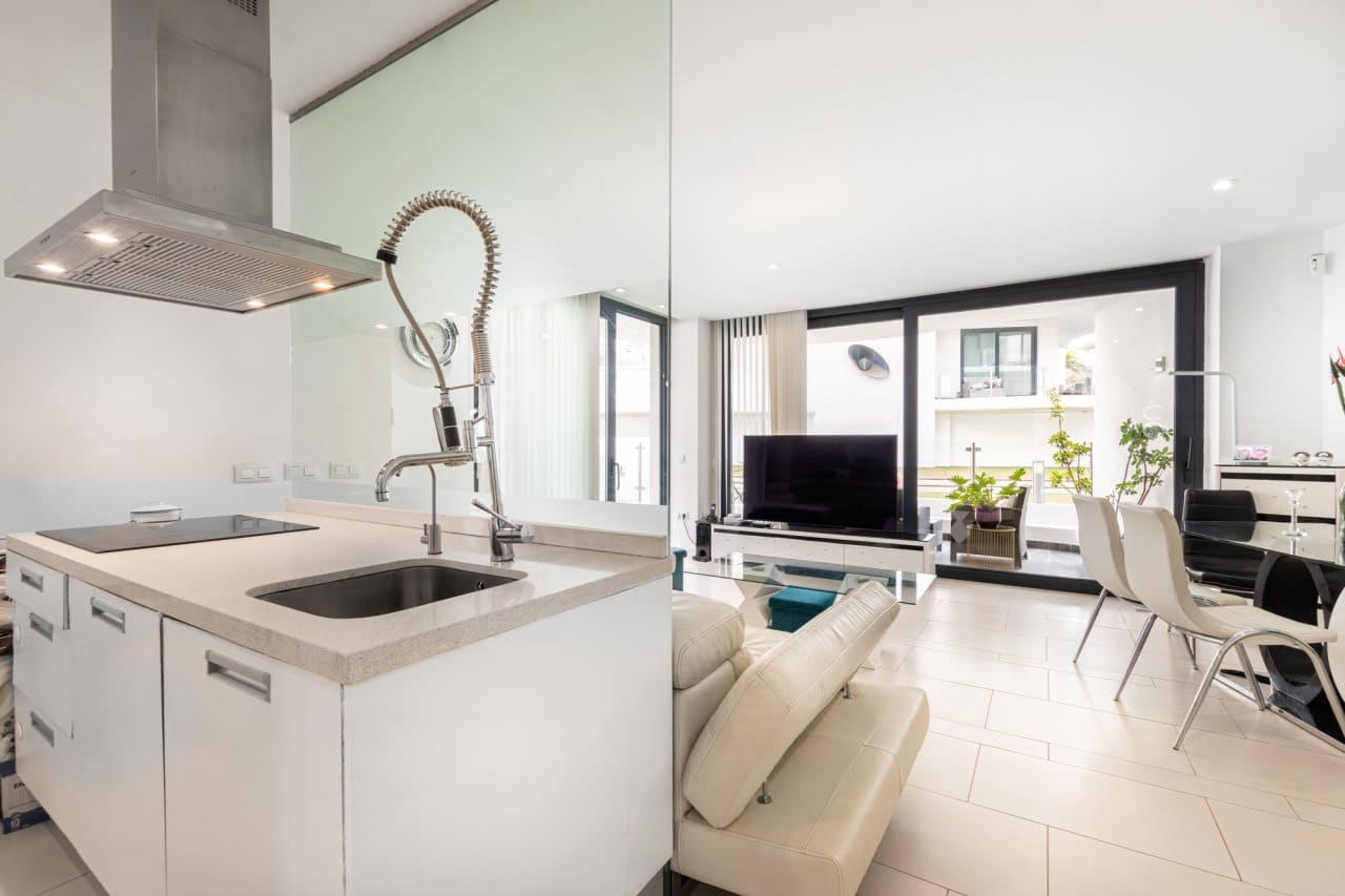 2 bedroom Apartment for sale in Palm-Mar with pool - € 545,000 (Ref: 8359663)