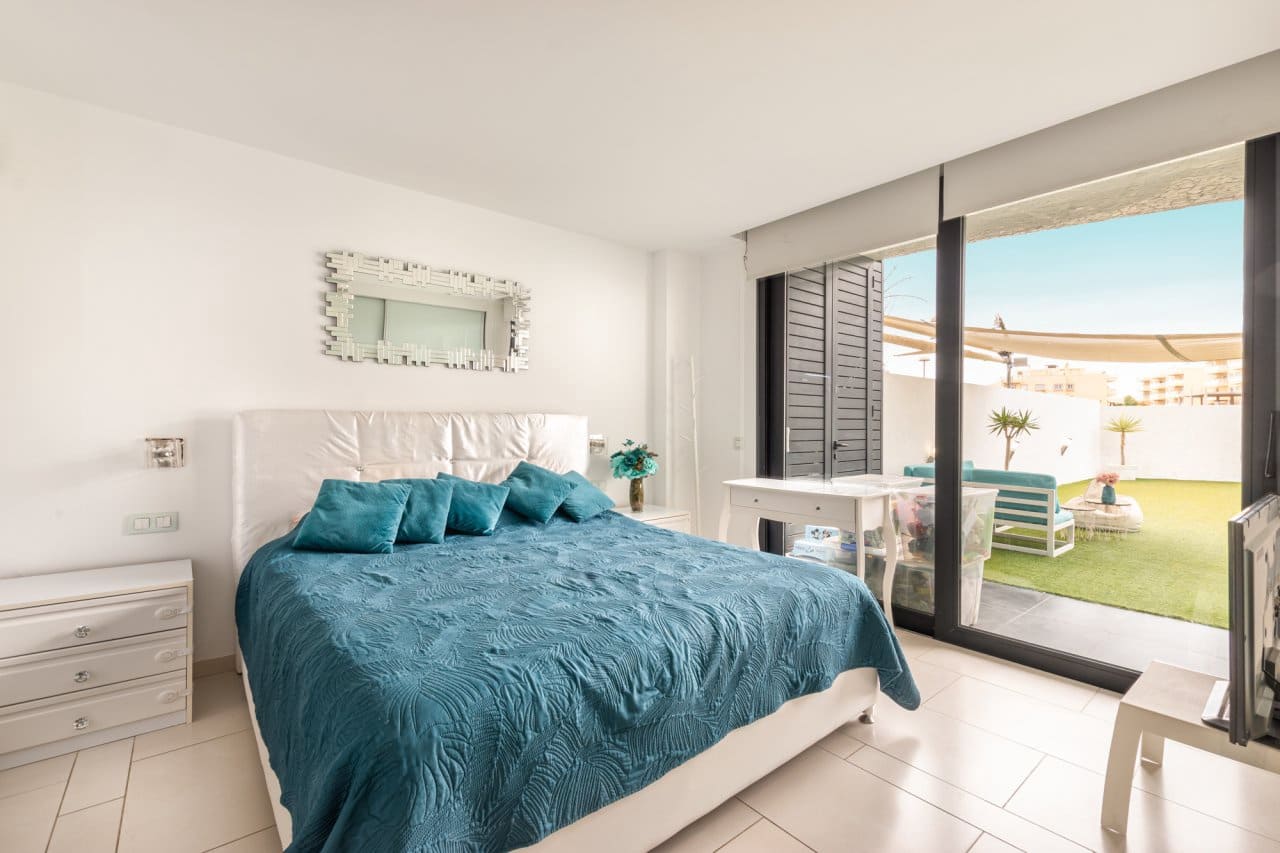 2 bedroom Apartment for sale in Palm-Mar with pool - € 545,000 (Ref: 8359663)