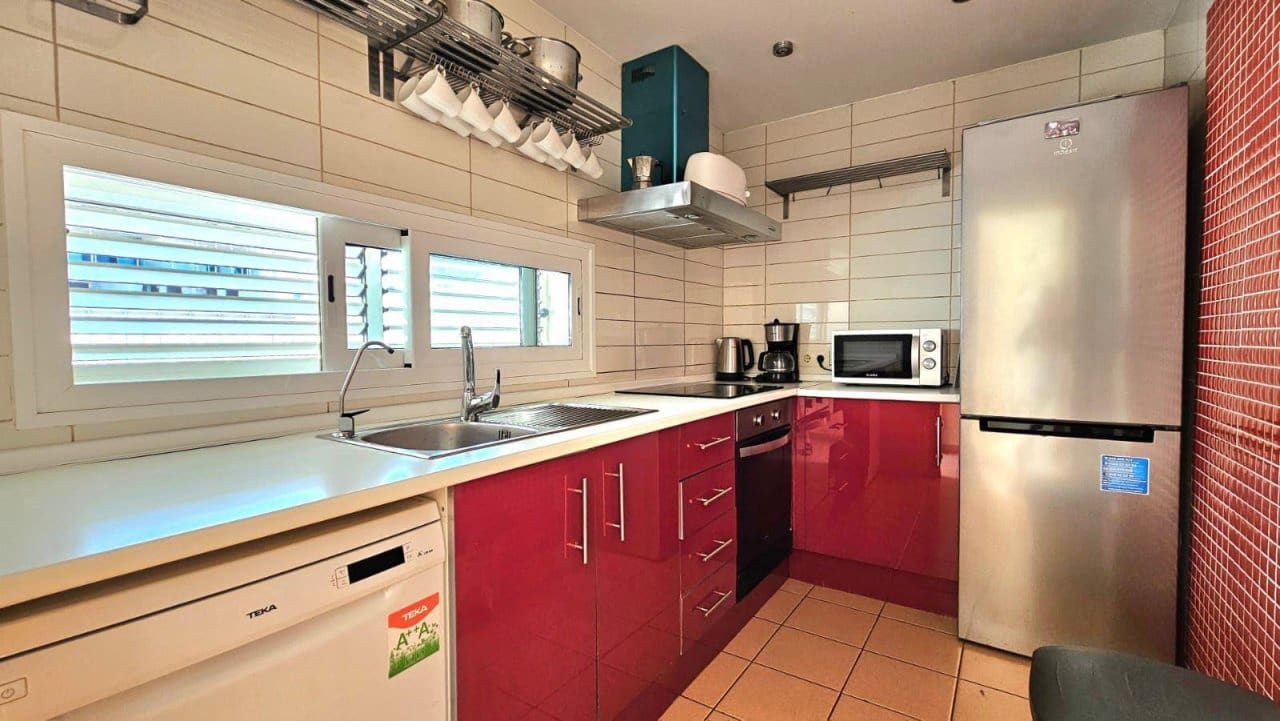 3 soveværelse Byhus til salg i El Madronal med swimmingpool - € 500.000 (Ref: 8630072)