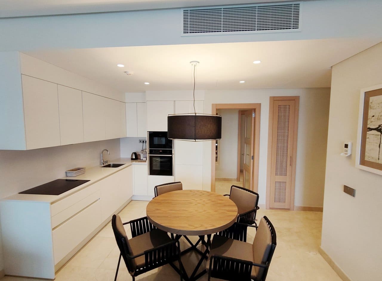 2 bedroom Apartment for sale in Guia de Isora - € 899,000 (Ref: 8679814)