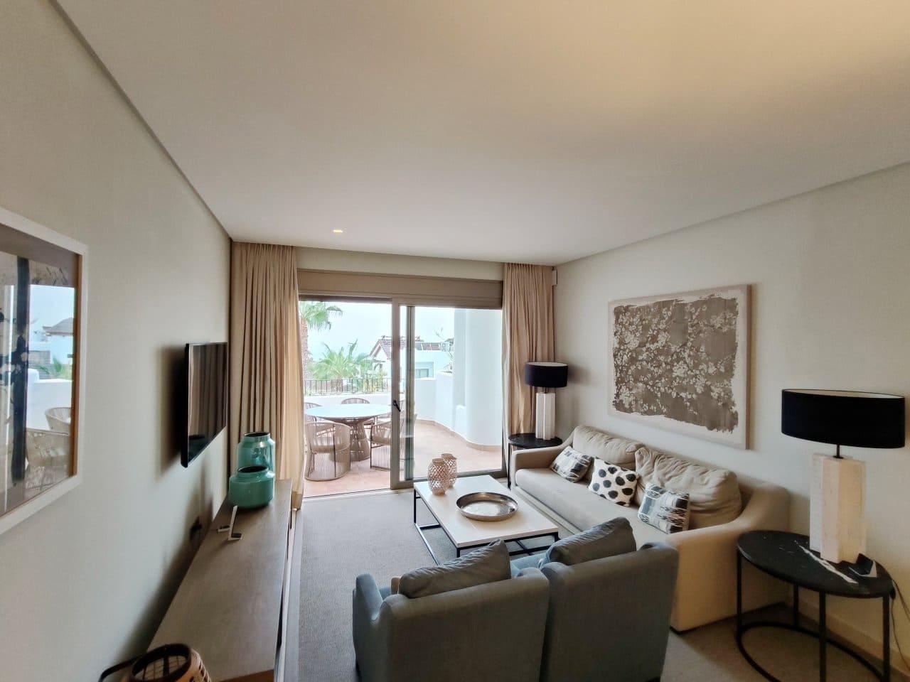 2 bedroom Apartment for sale in Guia de Isora - € 899,000 (Ref: 8679814)