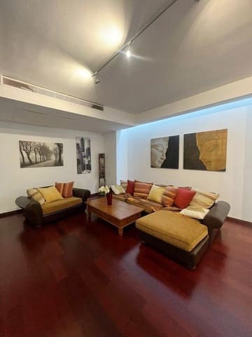 5 slaapkamer Villa te koop in Playa del Duque, Adeje met zwembad - € 2.800.000 (Ref: 8812464)