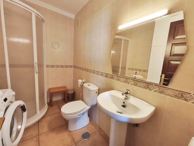 1 makuuhuone Huoneisto myytävänä paikassa Los Cristianos, Arona mukana uima-altaan - 320 000 € (Ref: 8817469)