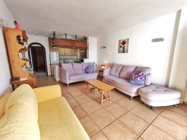 1 makuuhuone Huoneisto myytävänä paikassa Los Cristianos, Arona mukana uima-altaan - 320 000 € (Ref: 8817469)